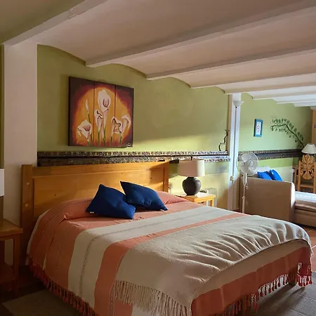 Casa Zuniga Extended Stay-3